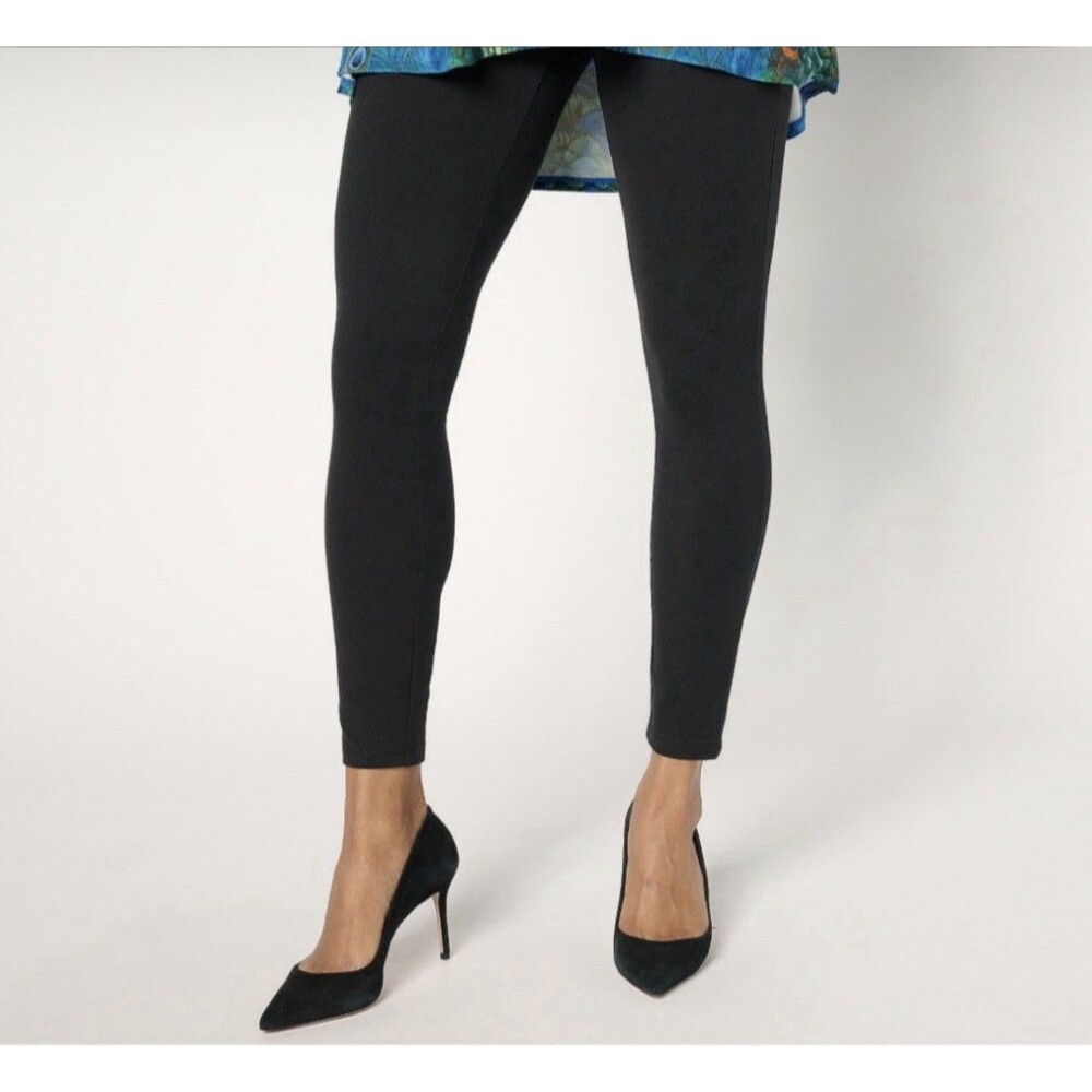 Women with Control Regular Knit Leggings Black Size Small